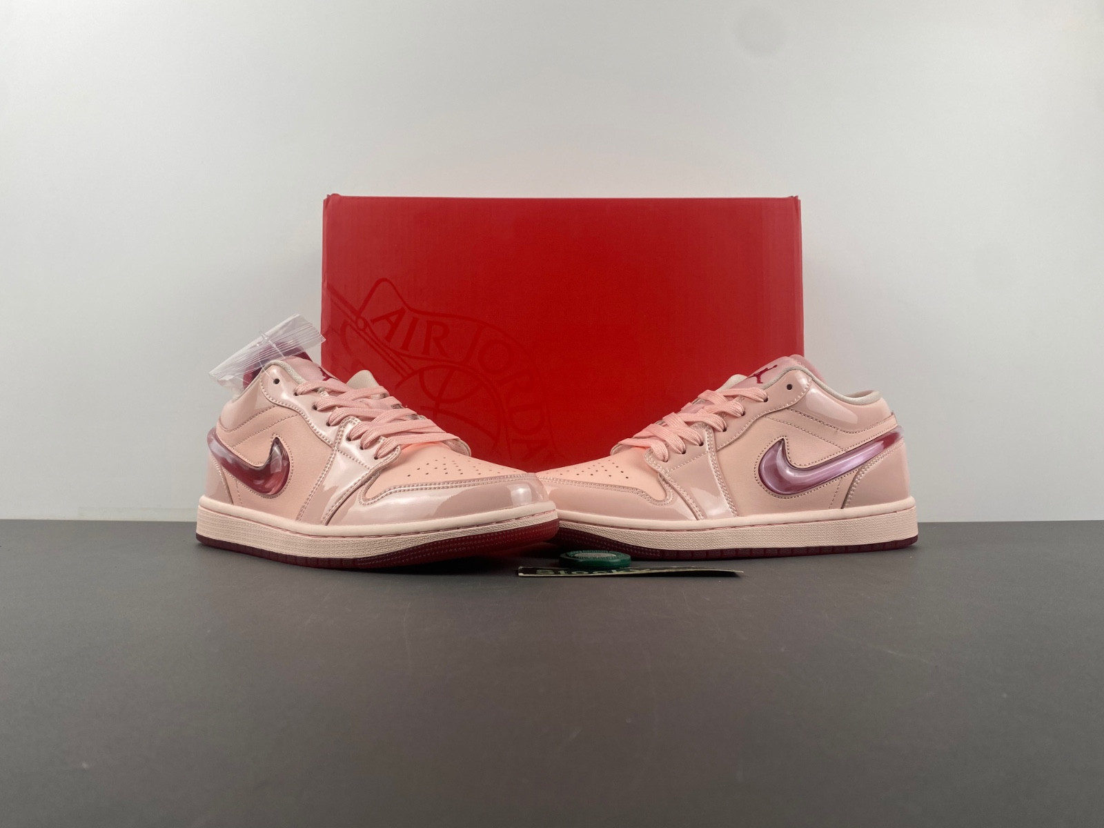 Air Jordan 1 Low "Valentine