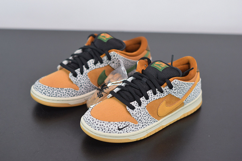 nike sb dunk low “safari” cd2563-002