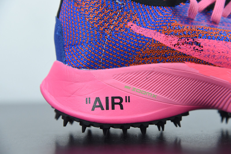 of x air zoom tempo next%