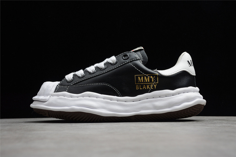 Ma*s*n mihara yasuhiro sneaker