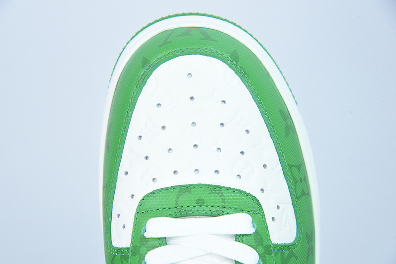 lvt x nike air force1