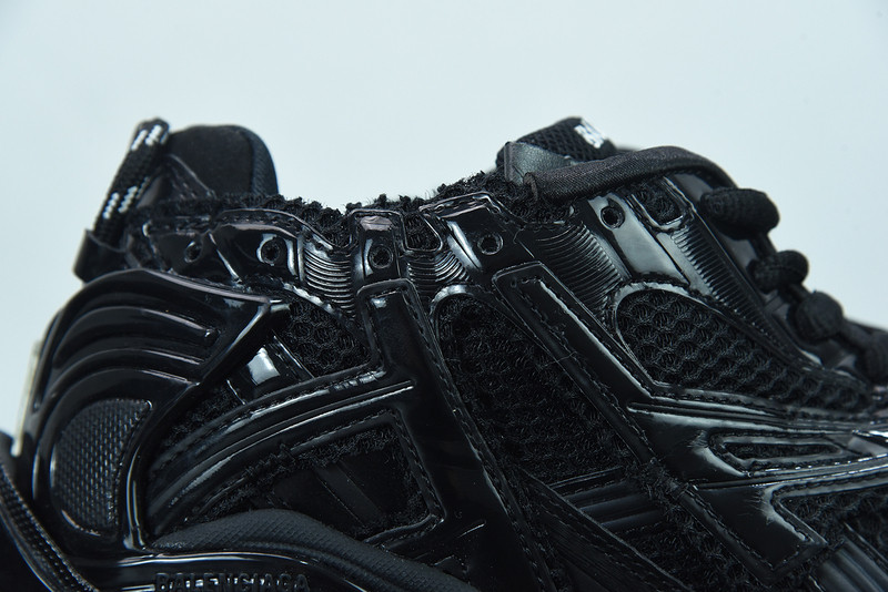 Ba*len*cia*ga runner sneaker