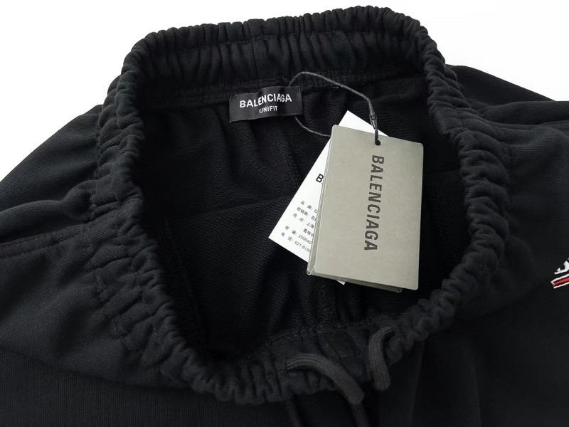 Ba*len*cia*ga clothes