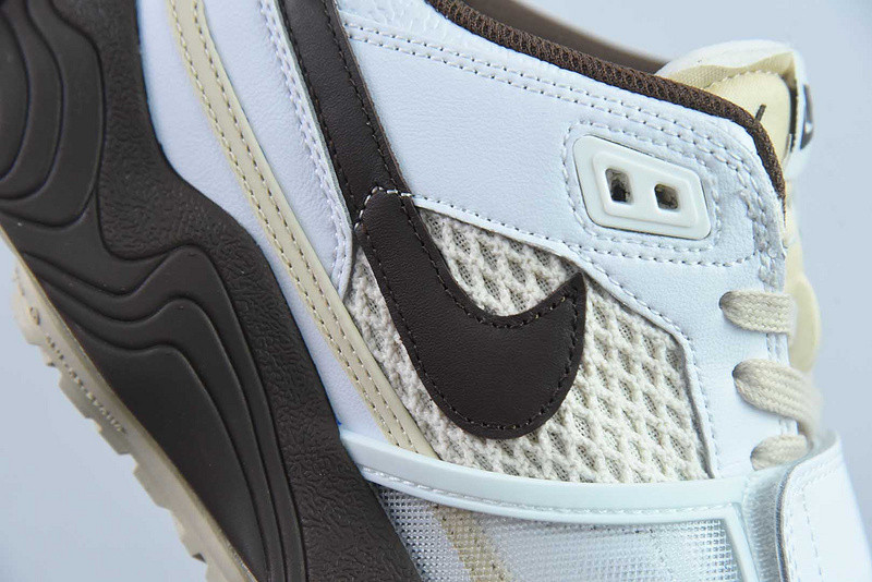 Travis Scott x Nike Zoom Field Jaxx “Light Chocolate” HQ3073-100