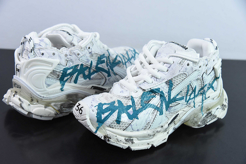 Ba*len*cia*ga runner sneaker