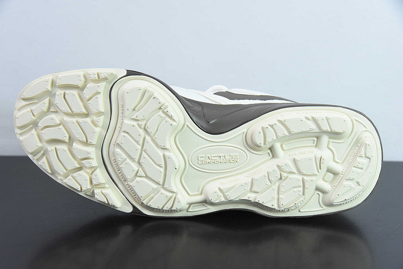 Travis Scott X Nike Shark-A-Don mocha