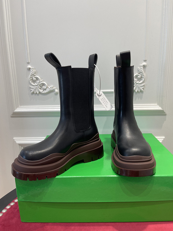 Bo*te*ga ve*ne*ta sneaker