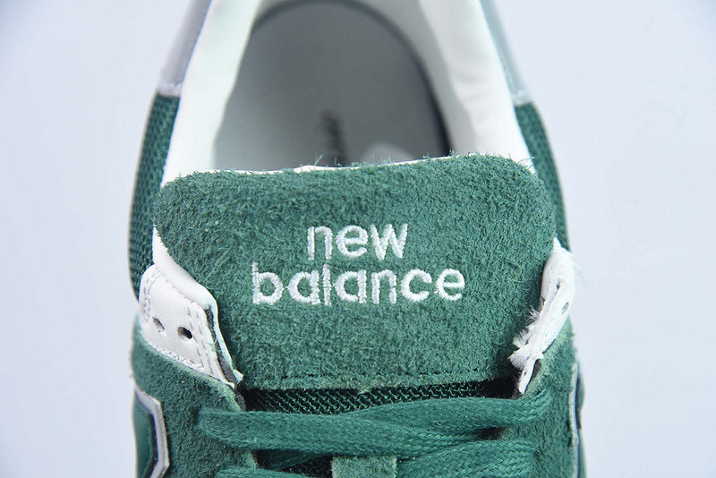 new balance sneaker